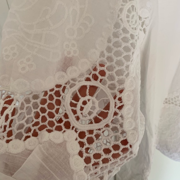 White cotton blouse - Picture 3 of 3